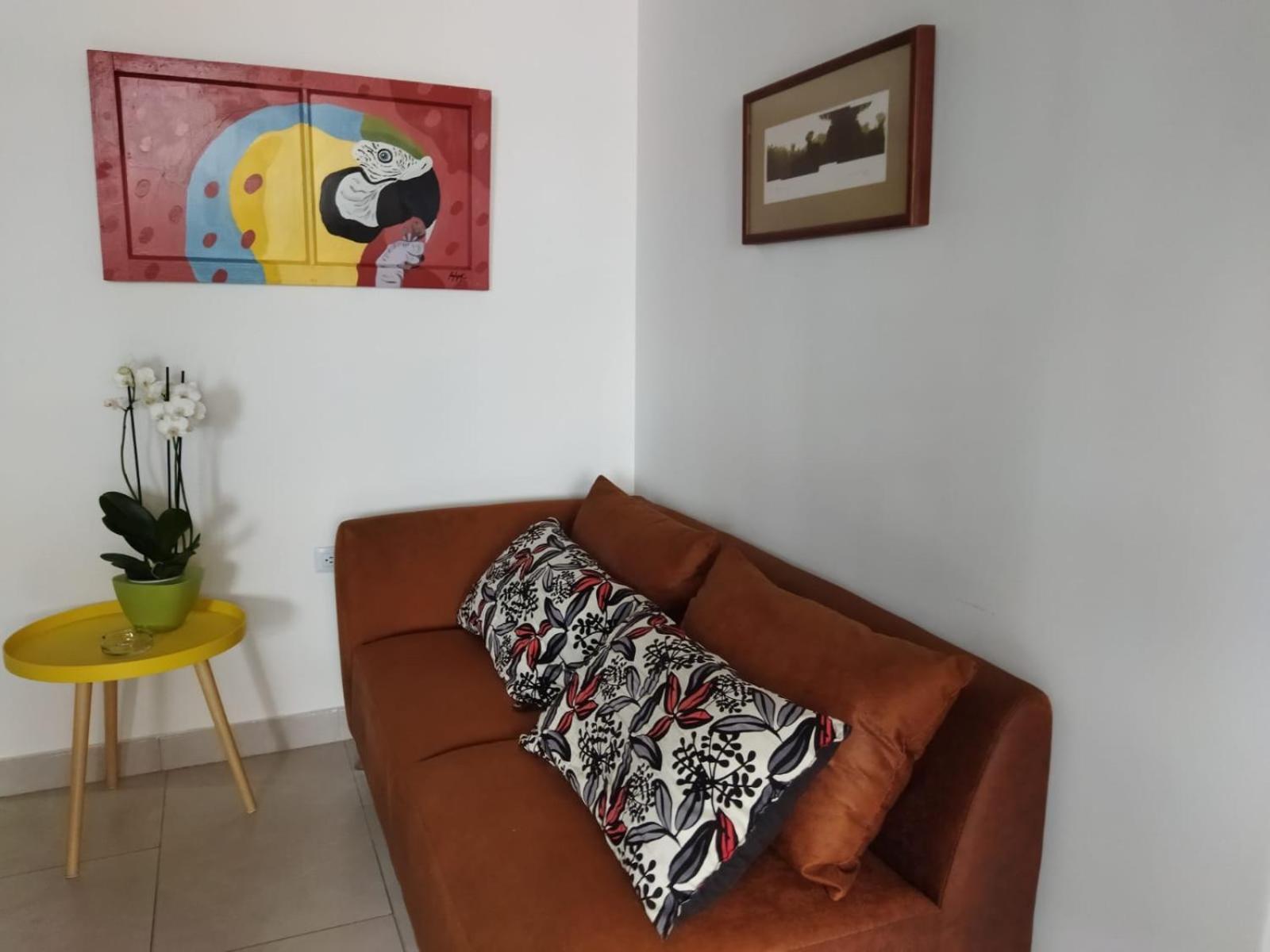 Apartment 935 *